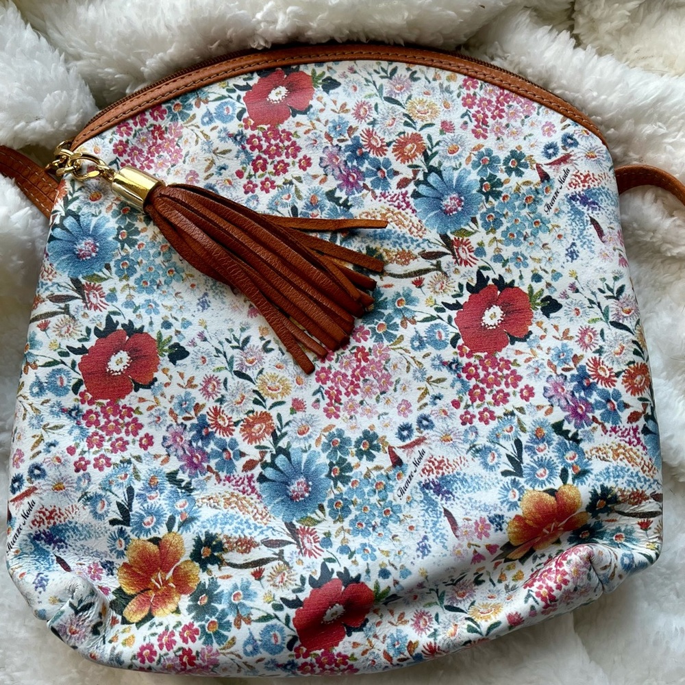 Vibrant Floral leather crossbody. Purchased in Florence Italy. 8.75”x 8.25 - Picture 4 of 5